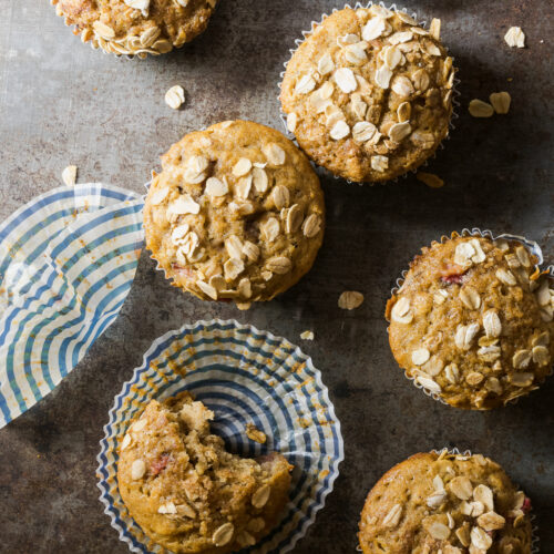 banana oat muffins